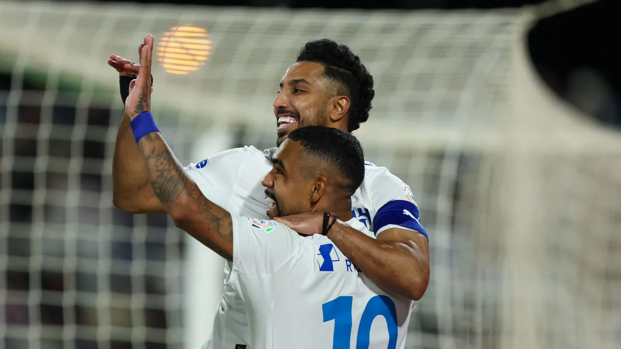 موعد البث.. القنوات الناقلة لمباراة الهلال والاتفاق في دوري روشن